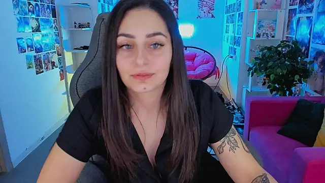 Snapshot of ValeriiMills chatting on February 2026 03:52:02 PM ValeriiMills online show from February 2026 03:52:02 PM