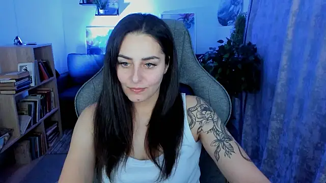 Snapshot of ValeriiMills chatting on February 2026 02:51:01 PM ValeriiMills online show from February 2026 02:51:01 PM