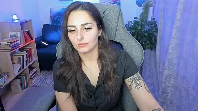 Snapshot of ValeriiMills chatting on February 2026 09:46:01 PM ValeriiMills online show from February 2026 09:46:01 PM