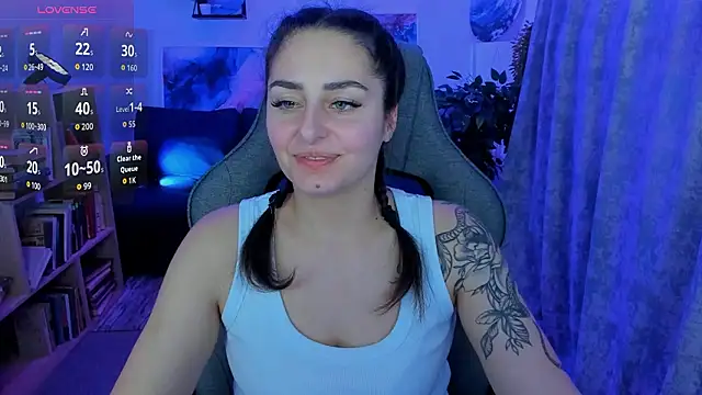 Snapshot of ValeriiMills chatting on March 2026 10:04:02 PM ValeriiMills online show from March 2026 10:04:02 PM