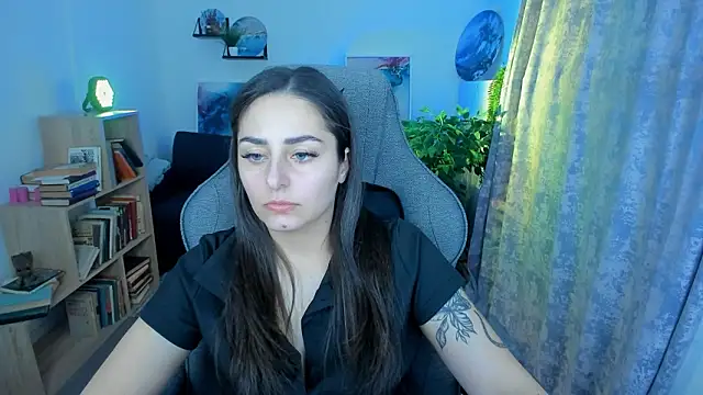 Snapshot of ValeriiMills chatting on March 2026 09:43:02 PM ValeriiMills online show from March 2026 09:43:02 PM