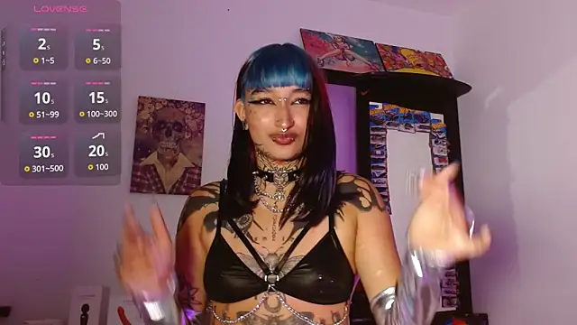 SharaRoss1 online show from June 2026 03:01:01 AM