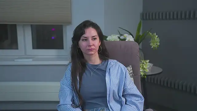 PortiaFlitton online show from March 2025 04:37:01 PM