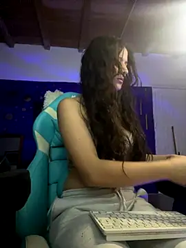 Snapshot of venusgh_ chatting on October 2025 04:11:01 AM venusgh online show from October 2025 04:11:01 AM