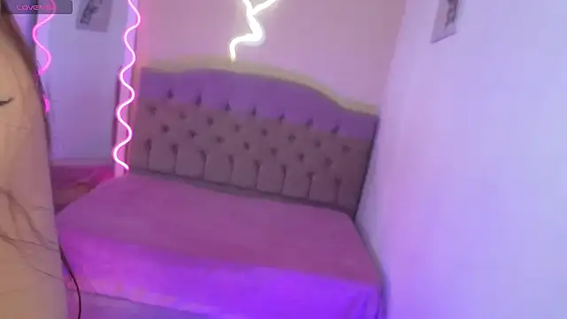 kissy tay online show from October 2025 11:50:02 AM