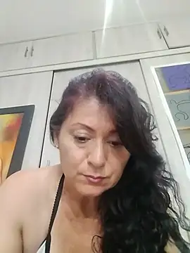 Snapshot of lunadicty chatting on May 2026 11:34:01 PM lunadicty online show from May 2026 11:34:01 PM