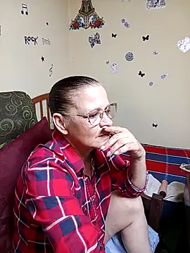 katrina perez online show from October 2025 07:23:02 PM