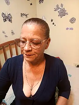 katrina perez online show from October 2025 10:10:02 PM