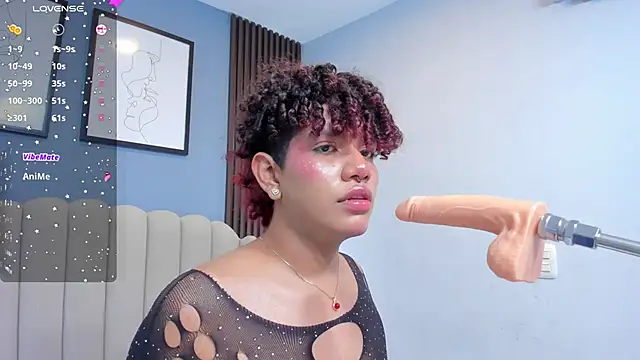 Snapshot of Sasha__moore chatting on March 2025 03:04:02 PM Sasha moore online show from March 2025 03:04:02 PM