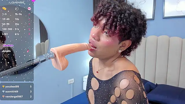 Snapshot of Sasha__moore chatting on March 2025 06:09:01 PM Sasha moore online show from March 2025 06:09:01 PM