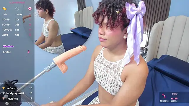 Snapshot of Sasha__moore chatting on March 2025 11:44:02 AM Sasha moore online show from March 2025 11:44:02 AM