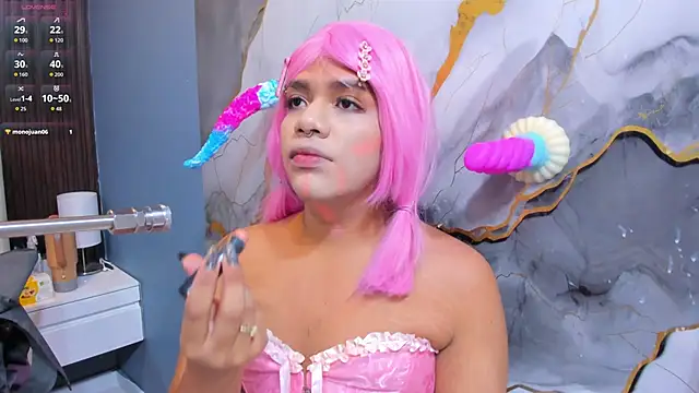 Snapshot of Sasha__moore chatting on September 2025 07:59:02 PM Sasha moore online show from September 2025 07:59:02 PM