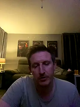Tommyglasgow1983 online show from October 2025 04:13:01 AM