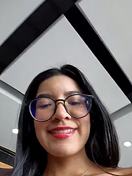 Pretty roxxyy online show from September 2025 01:43:02 PM