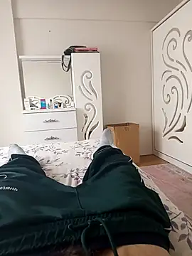 Snapshot of leona633 chatting on November 2025 11:13:01 AM leona633 online show from November 2025 11:13:01 AM