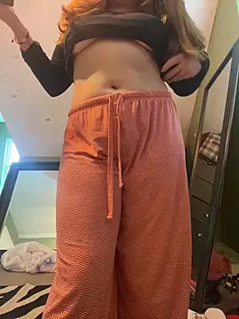 bankruptbabe online show from December 2025 07:22:01 PM