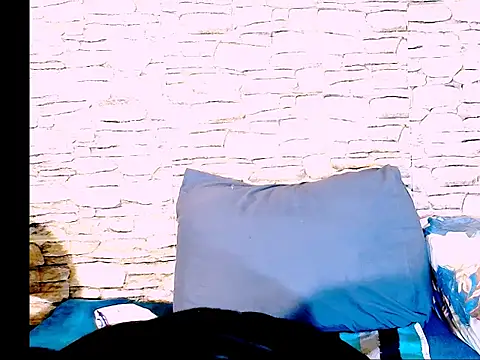 IndianPleasurez1 online show from October 2025 06:10:01 PM