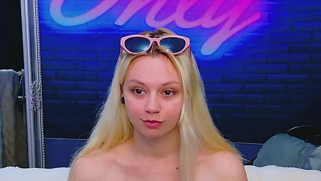 AlessiaCroft online show from June 2026 04:06:01 AM