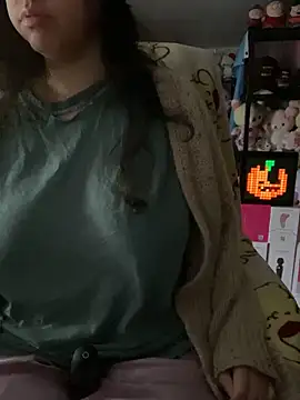 w3tkittty online show from November 2025 03:27:01 PM