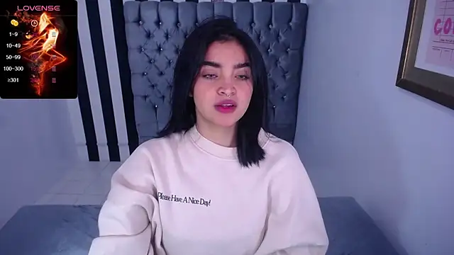 clementine t online show from October 2025 12:36:02 PM