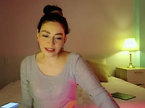 Alicia Montess online show from August 2026 03:17:02 AM