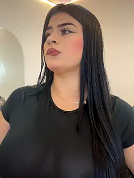 Snapshot of Kariina__69 chatting on October 2025 03:17:01 AM Kariina 69 online show from October 2025 03:17:01 AM