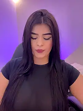 Snapshot of Kariina__69 chatting on October 2025 03:29:02 AM Kariina 69 online show from October 2025 03:29:02 AM