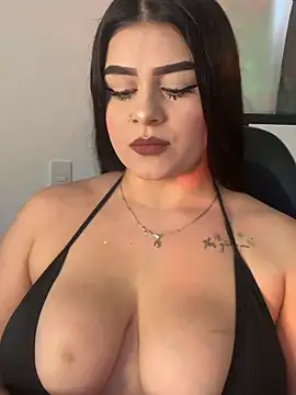 Snapshot of Kariina__69 chatting on June 2026 05:08:01 PM Kariina 69 online show from June 2026 05:08:01 PM