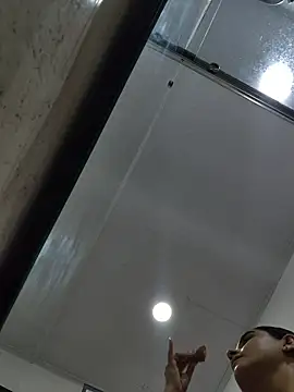 Rosa Warreen  online show from October 2025 12:23:02 PM