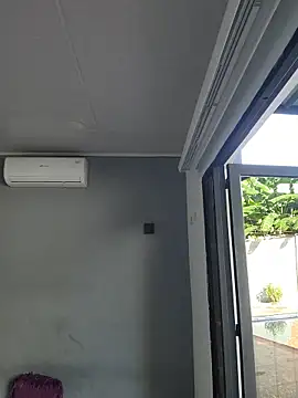 Rosa Warreen  online show from November 2025 12:26:01 PM