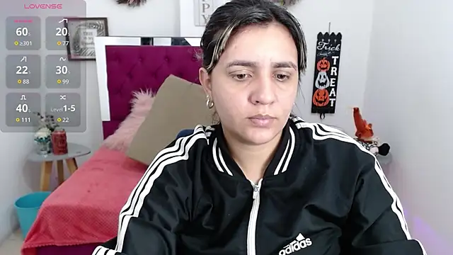 Isa-lox online show from October 2025 09:47:02 PM