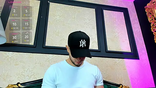 Snapshot of GrantBlake chatting on February 2026 05:47:01 AM GrantBlake online show from February 2026 05:47:01 AM