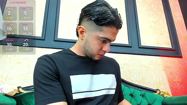 Snapshot of GrantBlake chatting on March 2026 06:19:01 AM GrantBlake online show from March 2026 06:19:01 AM