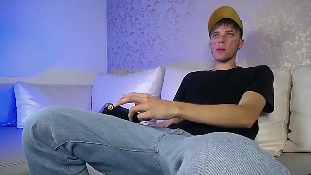 Robbin Blaze online show from September 2025 08:43:01 PM