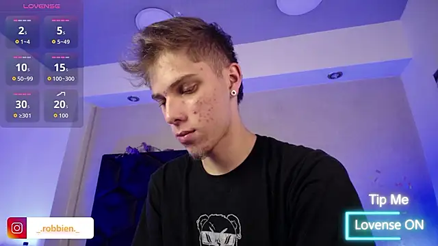 Snapshot of Robbin_Blaze chatting on March 2026 05:44:01 AM Robbin Blaze online show from March 2026 05:44:01 AM