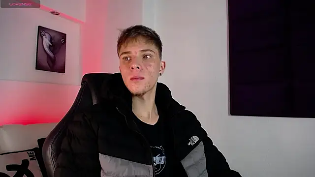 Snapshot of Robbin_Blaze chatting on March 2026 06:18:02 AM Robbin Blaze online show from March 2026 06:18:02 AM