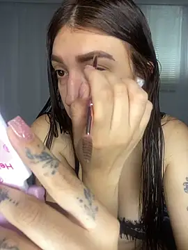 Mia  Gray online show from November 2025 06:09:02 PM