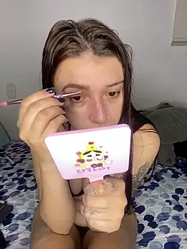 Mia  Gray online show from December 2025 06:14:01 PM