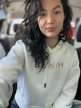 MeekyRich online show from September 2025 03:30:02 AM