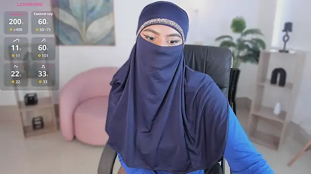 Snapshot of kylie_soraya chatting on October 2025 04:16:01 PM kylie soraya online show from October 2025 04:16:01 PM