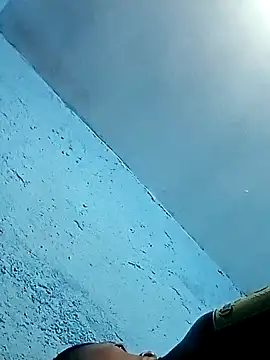 Snapshot of luuiss12 chatting on September 2025 10:28:01 AM luuiss12 online show from September 2025 10:28:01 AM