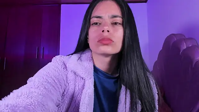 BellaSun  online show from October 2025 04:51:02 AM