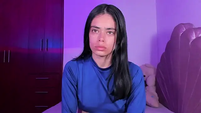 BellaSun  online show from October 2025 04:57:02 AM