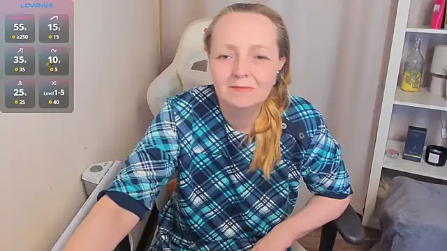 Karen Villis online show from May 2026 10:09:02 AM
