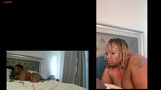 RoyalQueen2u online show from May 2026 06:04:01 PM