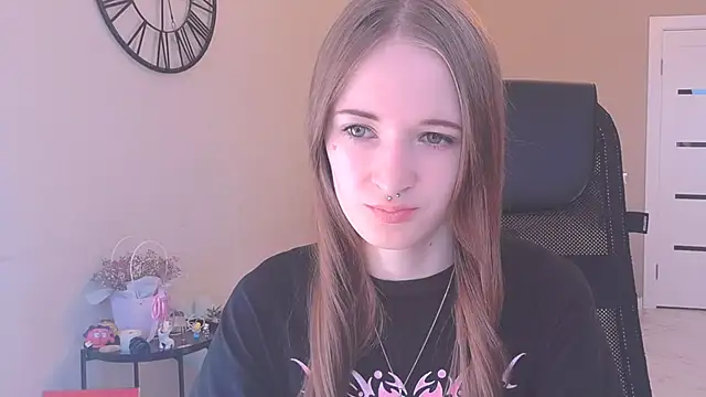 KateKayer online show from September 2025 08:36:02 AM