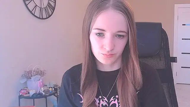 KateKayer online show from September 2025 08:35:01 AM