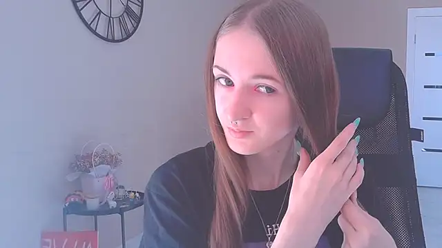 KateKayer online show from September 2025 08:41:02 AM