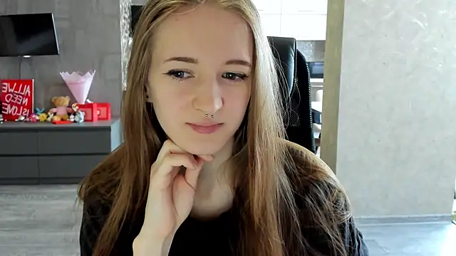 KateKayer online show from May 2026 11:48:01 AM