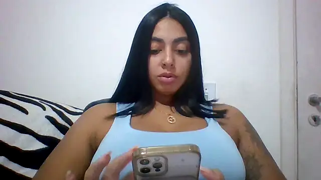 Snapshot of querida777 chatting on May 2026 12:30:02 AM querida777 online show from May 2026 12:30:02 AM